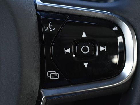 Used 2024 Volvo S60 B5 Plus image 21