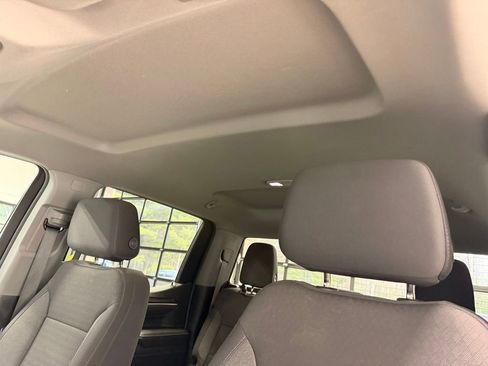 Used 2025 Chevrolet Silverado 1500 LT AWD/4WD image 26