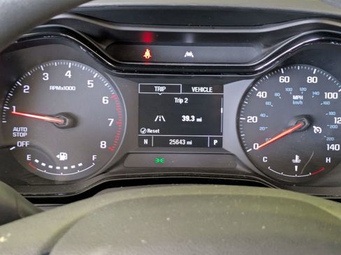 Used 2025 Chevrolet Trax LS FWD image 19
