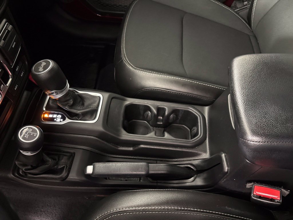 Used 2021 Jeep Wrangler Unlimited Sport AWD/4WD image 37