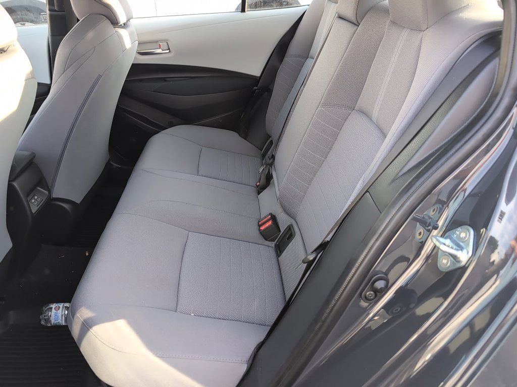 Used 2026 Toyota Corolla SE FWD image 10
