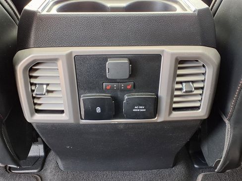 Certified 2020 Ford F250 Platinum w/ FX4 Off-Road Package image 13