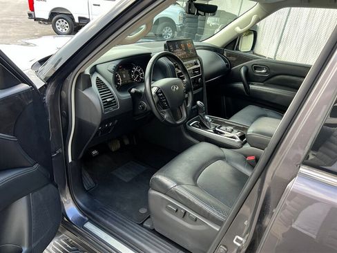 Used 2024 INFINITI QX80 Luxe image 17
