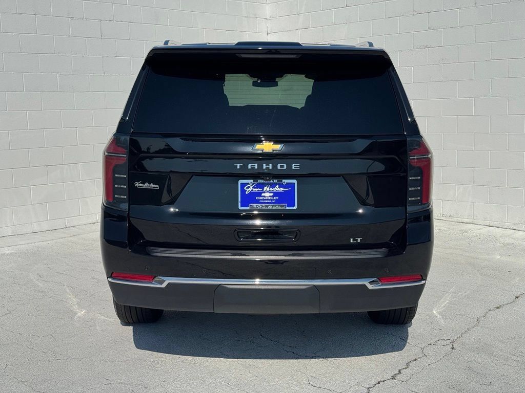 Used 2025 Chevrolet Tahoe LT RWD image 12