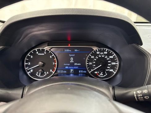 Used 2022 Nissan Altima 2.5 SV FWD image 23