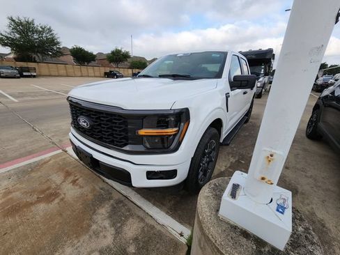 Used 2025 Ford F150 STX w/ Equipment Group 200A RWD image 3