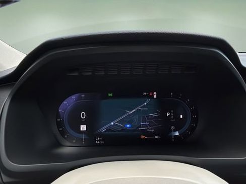 Used 2023 Volvo XC90 B6 Core w/ Climate Package image 15