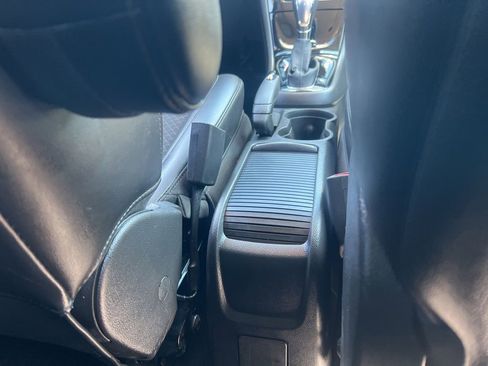 Used 2019 Buick Encore Preferred AWD/4WD image 18