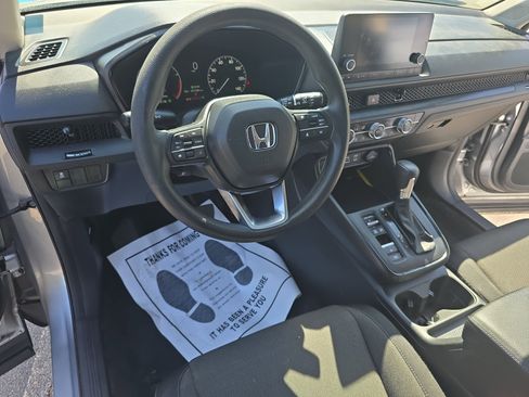 Used 2023 Honda CR-V EX image 16
