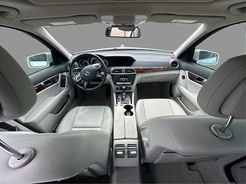 Used 2014 Mercedes-Benz C 300 4MATIC Sedan image 42