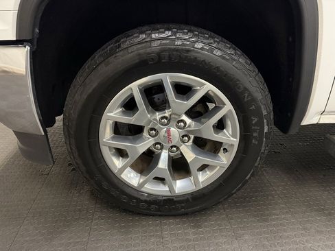 Used 2018 GMC Sierra 1500 SLT w/ SLT Premium Package image 10