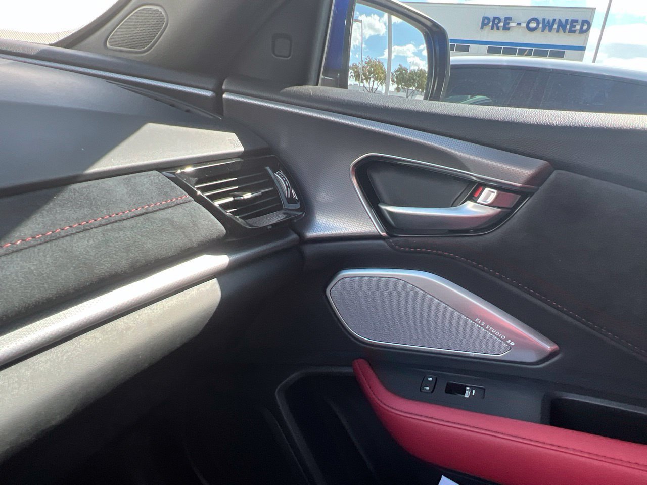 Used 2025 Acura RDX w/ Advance Package AWD/4WD image 22
