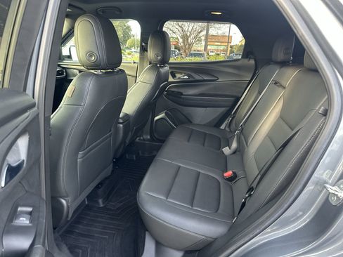 Used 2022 Chevrolet TrailBlazer ACTIV w/ Sun and Liftgate Package image 31