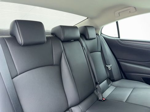 Used 2023 Lexus ES 350 w/ Premium Package FWD image 45