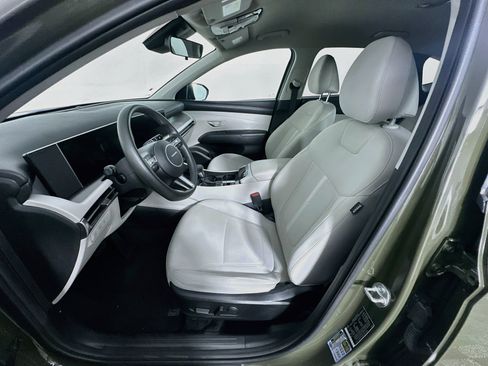 Used 2025 Hyundai Tucson SEL FWD image 13