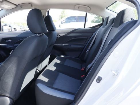 Used 2025 Nissan Versa SV FWD image 27