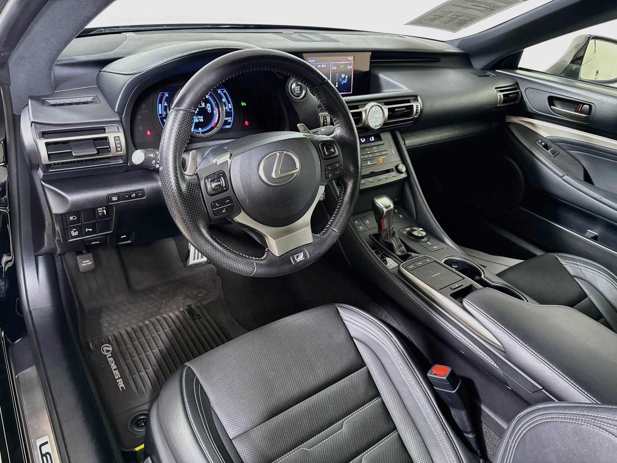 Used 2020 Lexus RC 350 F Sport w/ Accessory Package AWD/4WD image 9