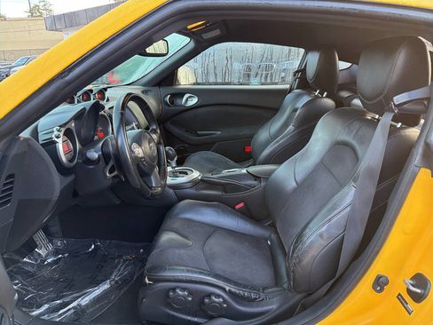 Used 2009 Nissan 370Z Touring w/ Sport Pkg image 26