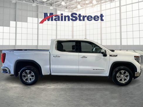 Used 2025 GMC Sierra 1500 SLT image 6