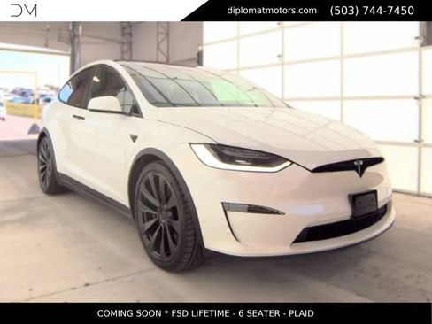 Used 2022 Tesla Model X Plaid AWD/4WD image 4