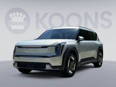 Used 2024 Kia EV9 Wind