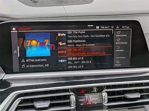 Used 2021 BMW X7 xDrive40i w/ Cold Weather Package image 23