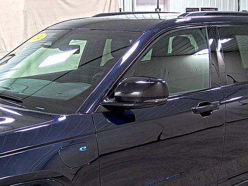 Used 2024 Jeep Grand Cherokee Limited 4xe image 8