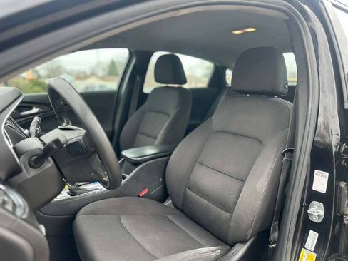 Used 2020 Chevrolet Malibu LT image 11