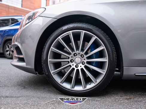 Used 2015 Mercedes-Benz S 550 Sedan w/ Sport Package w/ Sport Package image 9