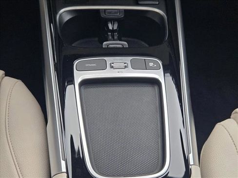 Certified 2025 Mercedes-Benz GLB 250 image 17