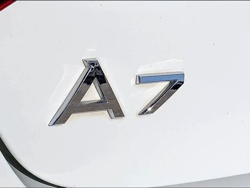 Used 2017 Audi A7 3.0T Premium Plus w/ Comfort Seating Package image 31