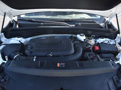 Used 2023 Buick Envision Essence w/ Sport Touring Package image 16