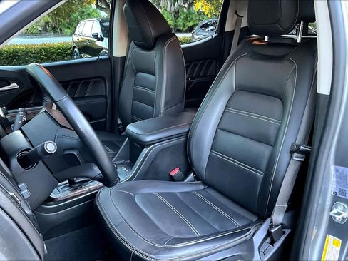 Used 2021 GMC Canyon Denali image 7