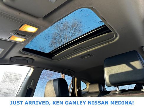 Used 2012 Nissan Rogue SL image 13