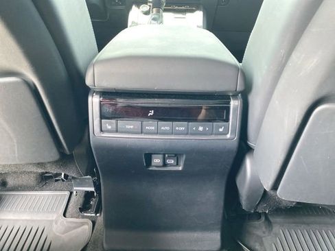 Used 2024 Lexus GX 550 w/ Accessory Package (Z1) AWD/4WD image 22