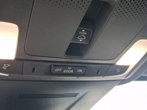 Used 2025 Honda CR-V Sport Touring image 44
