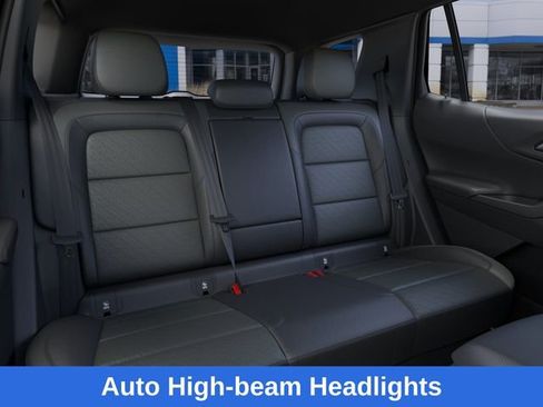 New 2026 Chevrolet Equinox LT image 18