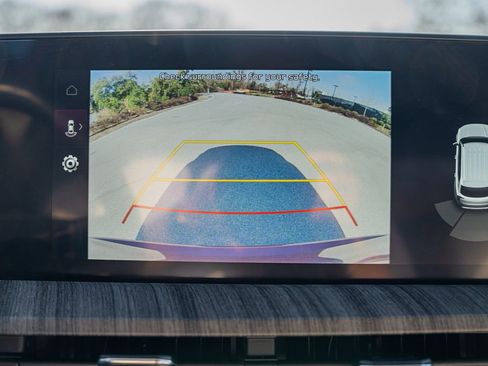 Used 2023 Kia Telluride EX w/ EX Captain's Chair Package image 34