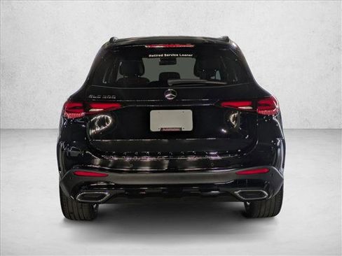 Certified 2025 Mercedes-Benz GLC 300 image 9