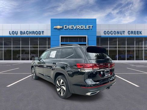 Used 2025 Volkswagen Atlas SE image 6