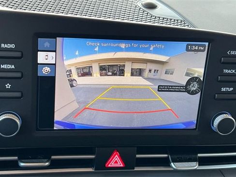 New 2025 Hyundai Elantra Blue image 18