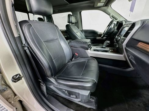 Used 2017 Ford F150 Lariat RWD image 33