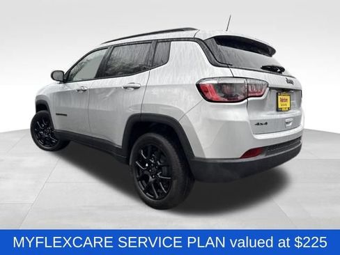 New 2026 Jeep Compass Latitude AWD/4WD image 5