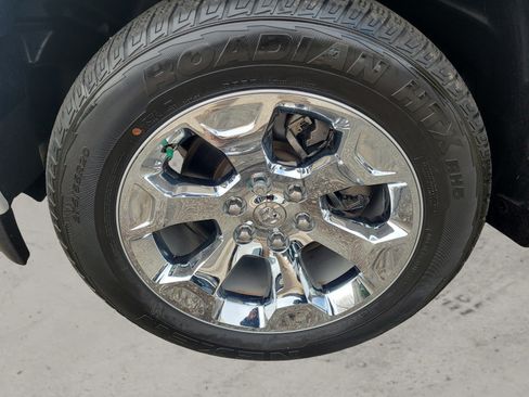 Used 2023 RAM 1500 Big Horn AWD/4WD image 10