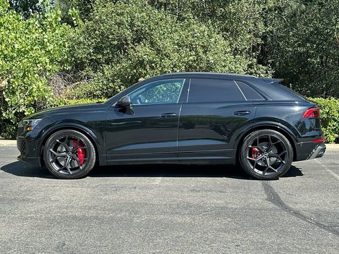 Used 2025 Audi RS Q8 performance AWD/4WD image 8