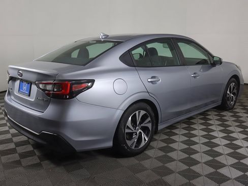 Used 2023 Subaru Legacy Premium image 9
