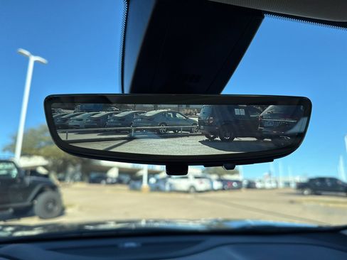 Used 2023 GMC Acadia Denali w/ Denali Ultimate Package image 15