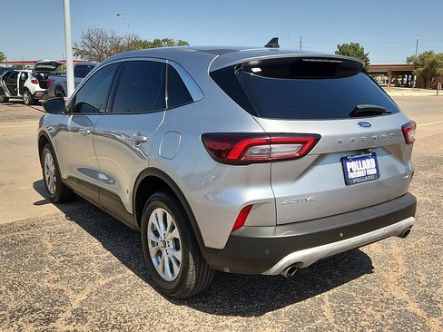 Used 2023 Ford Escape Active w/ Tech Pack #1 AWD/4WD image 2