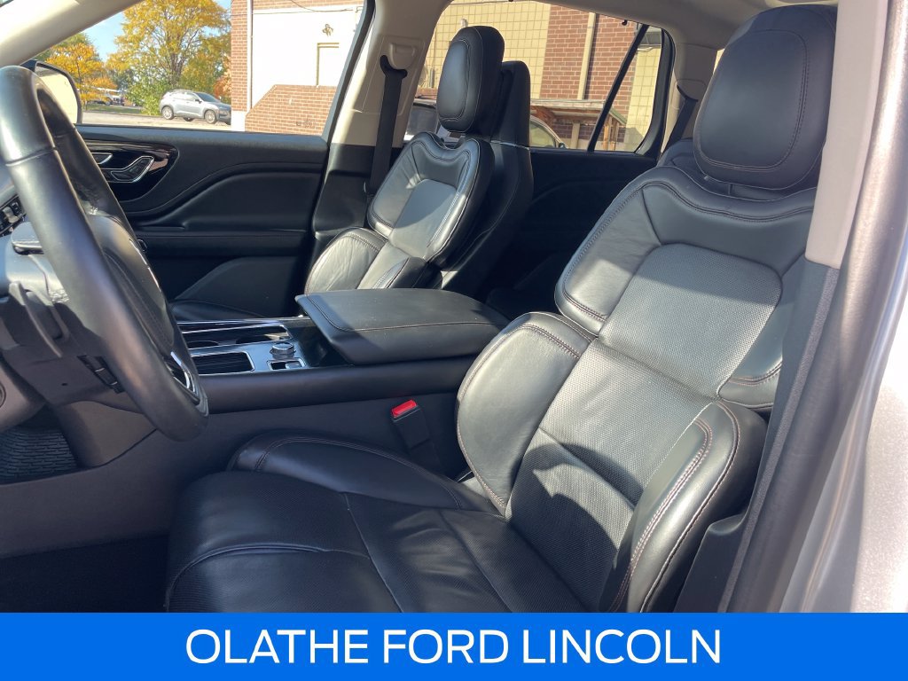 Certified 2020 Lincoln Aviator Reserve w/ Equipment Group 201A AWD/4WD image 13