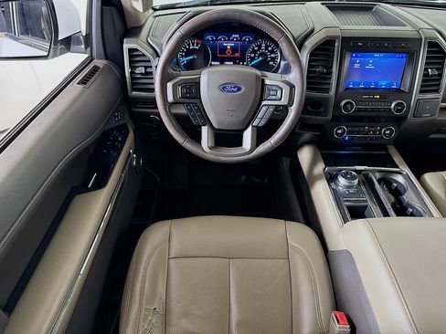 Used 2020 Ford Expedition Max XLT w/ Equipment Group 202A RWD image 20